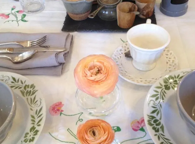 Le Petit Monde Bed & Breakfast Quillan