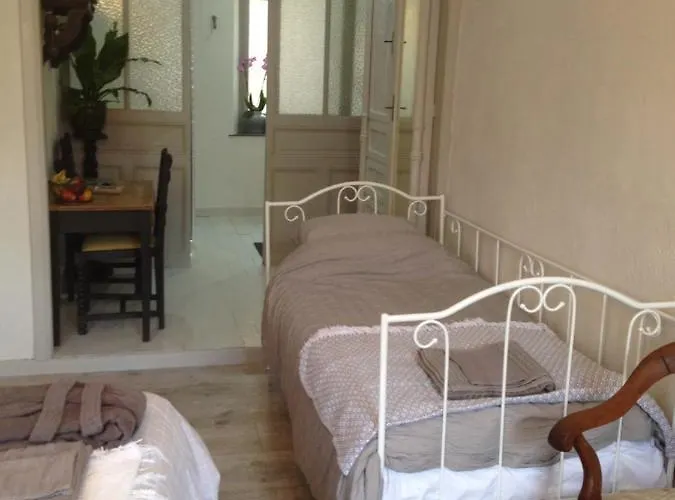 Bed & Breakfast Le Petit Monde Quillan